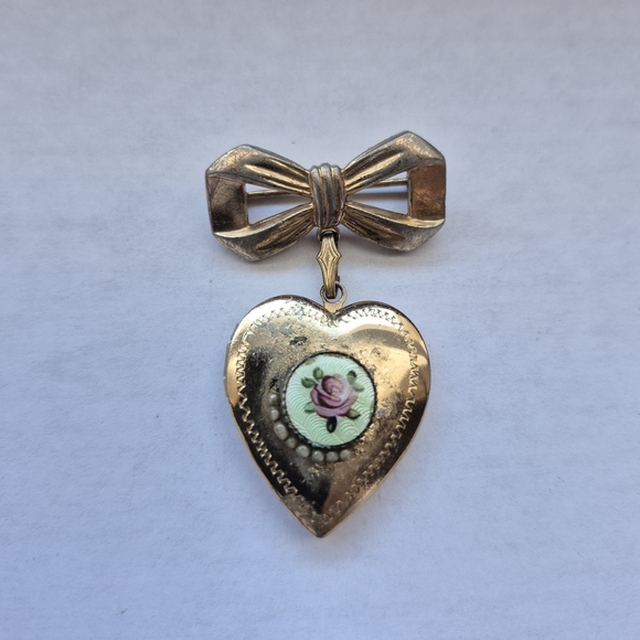 Vintage Coro Gold Tone Heart Locket Brooch Bow Dangle Floral Guilloché - Picture 8 of 8